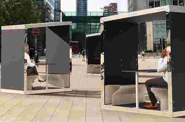 These eco-friendly meeting pods deliver solar-powered charging ports so you bring WFH outdoors!