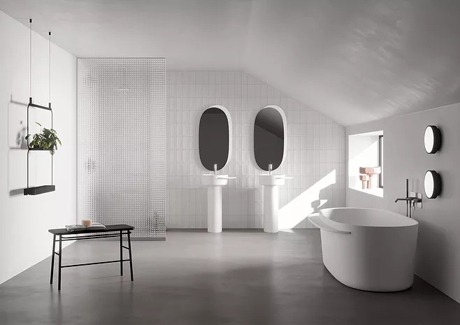 What are the shapes of freestanding bathtubs?
